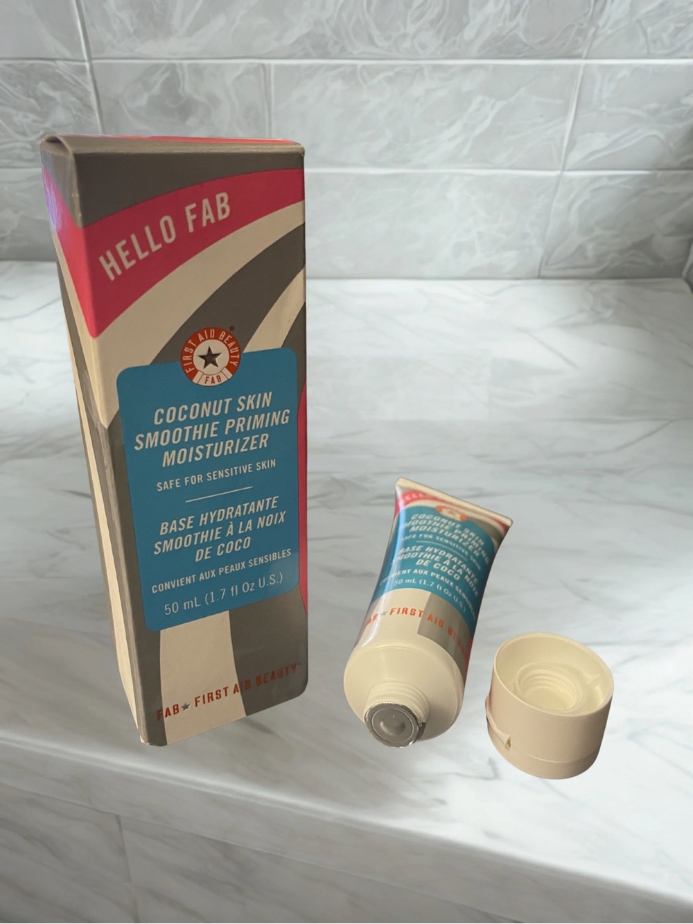 FIRST AID BEAUTY Women's Coconut Skin Smoothie Priming Moisturizer 1.7 oz NIB